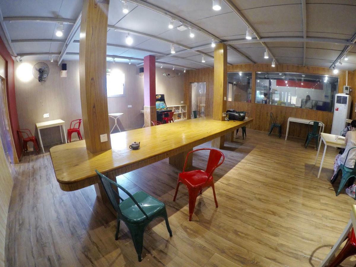 גואנגג'ואו Dong Shan Gaga Hostel מראה חיצוני תמונה